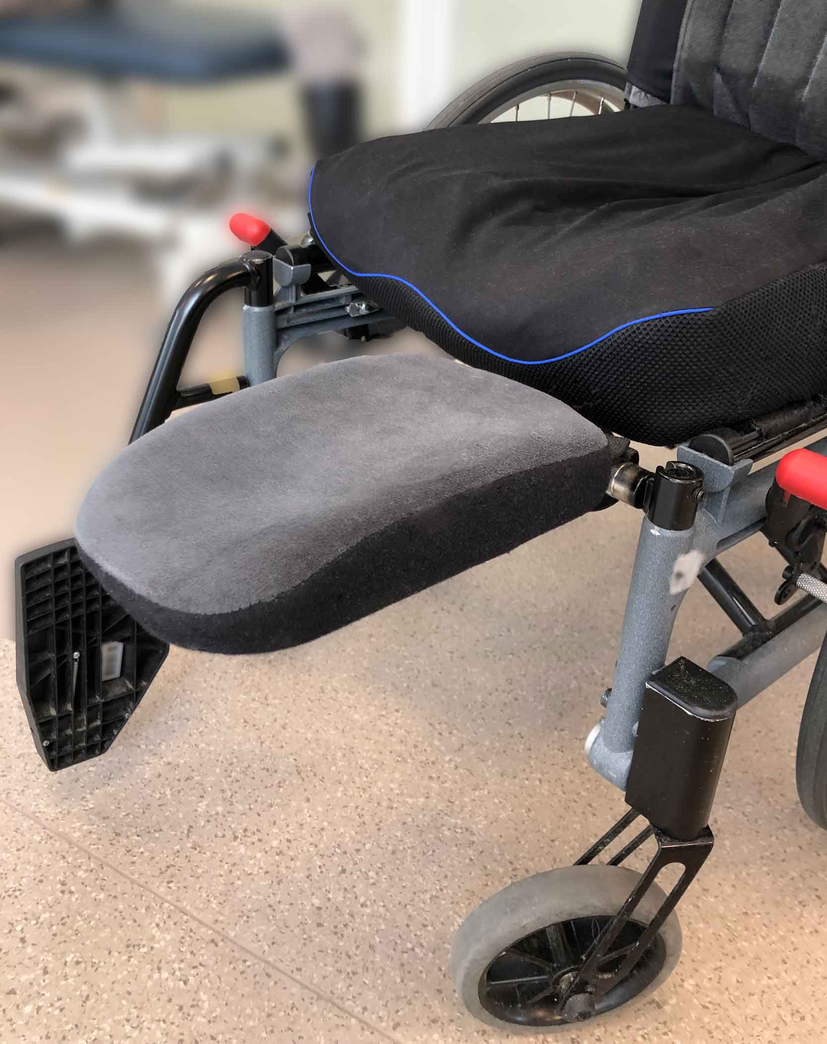 Benstöd på rullstol